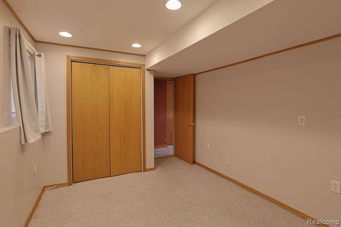 Tiny photo for 43428 Hartwick Drive, Sterling Heights City, MI 48313 (MLS # 20261003102)