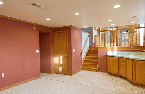 Tiny photo for 43428 Hartwick Drive, Sterling Heights City, MI 48313 (MLS # 20261003102)