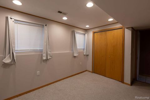 Tiny photo for 43428 Hartwick Drive, Sterling Heights City, MI 48313 (MLS # 20261003102)