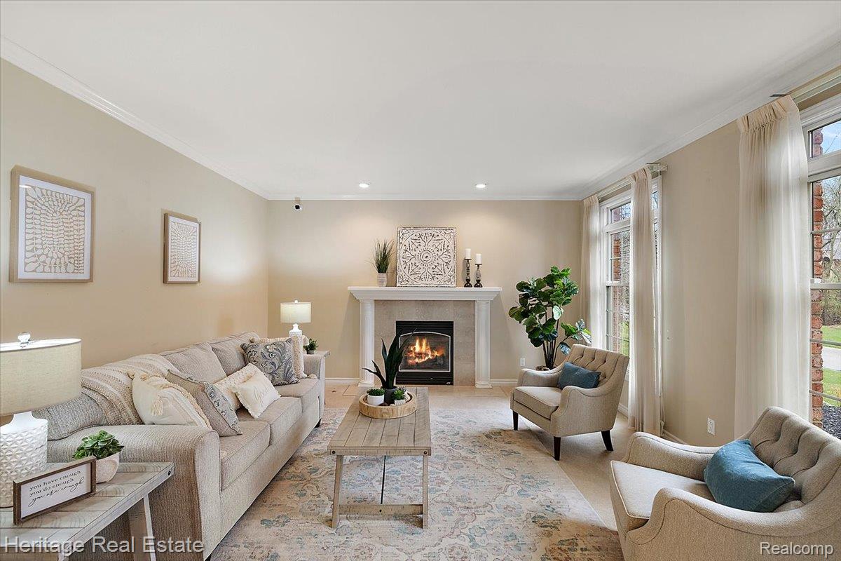 1562 Eagle Trail