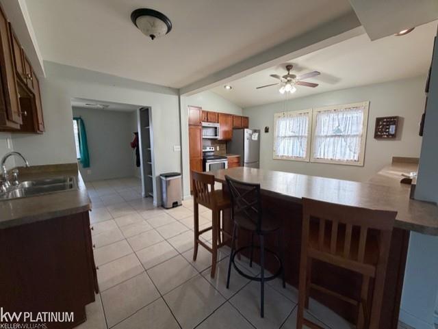 5250 Woodland Lane