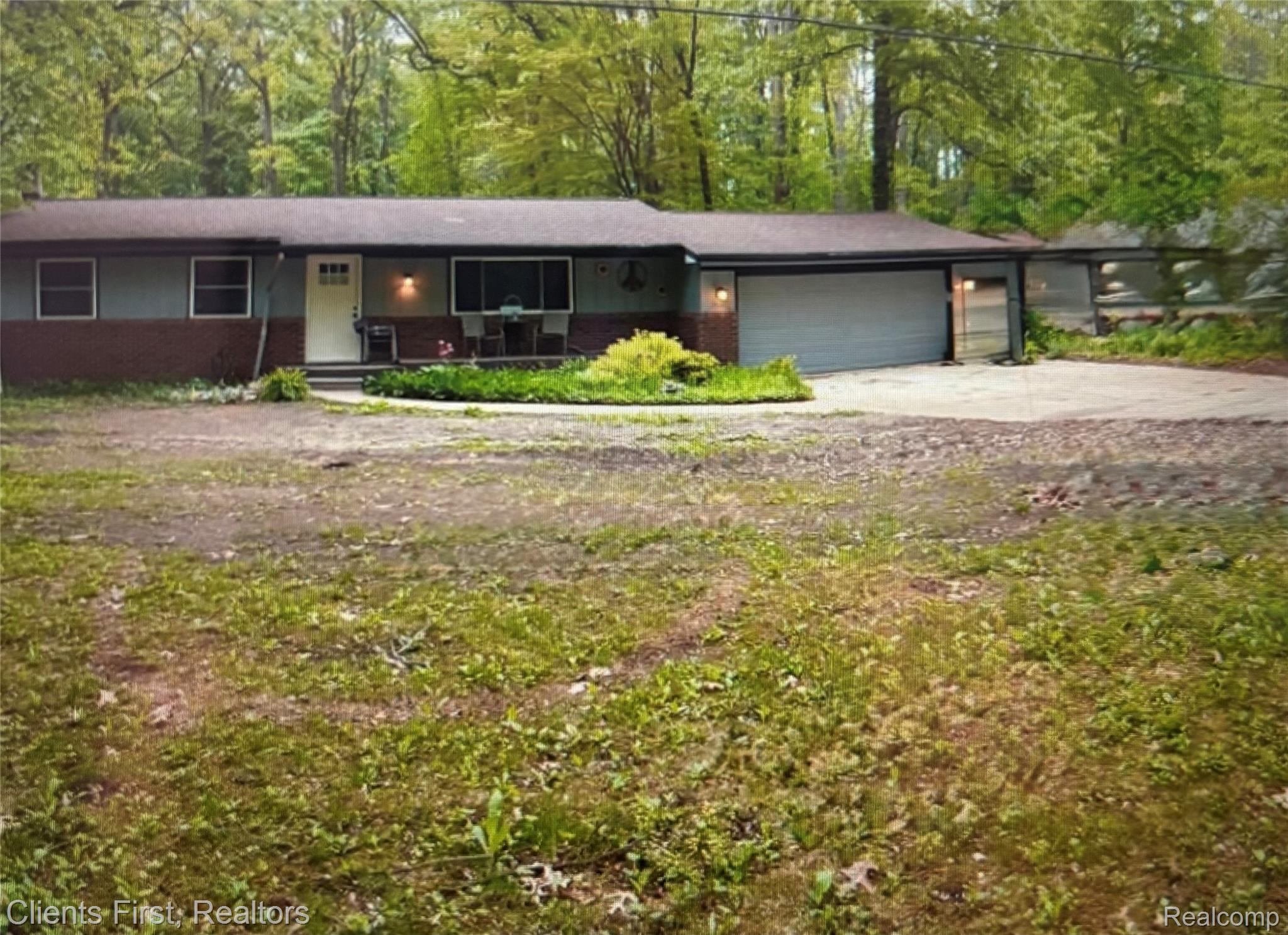 5844 Crandall Road