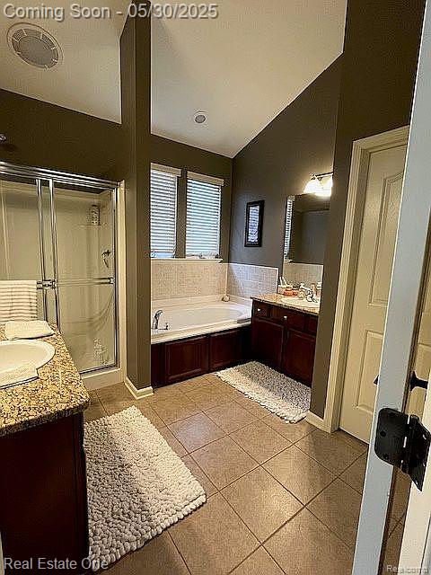 748 KNOLLS LANDING Drive
