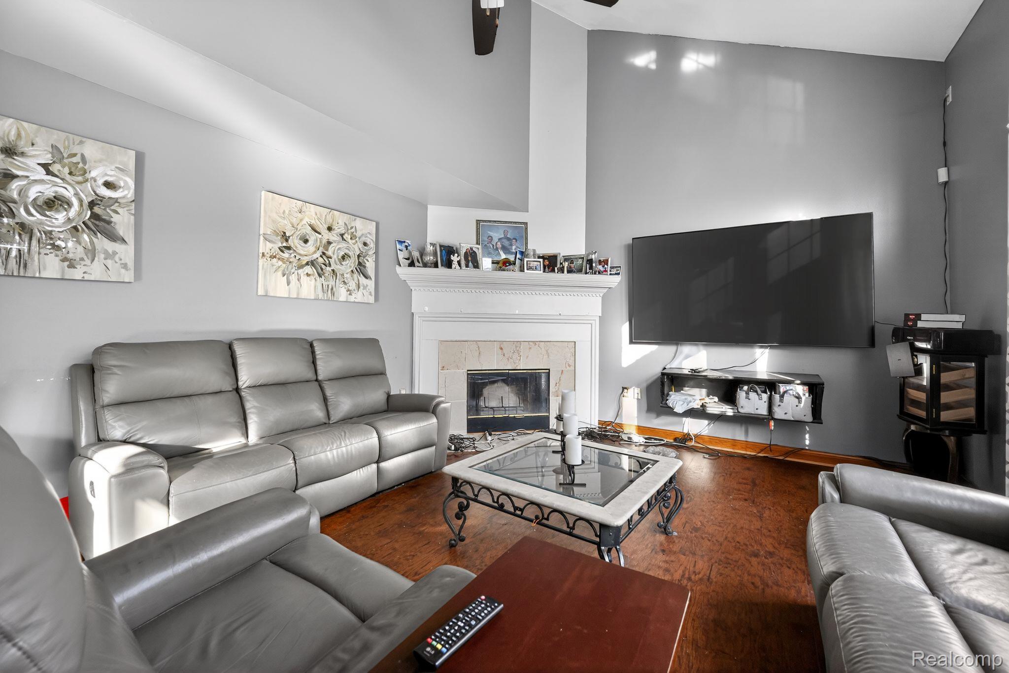 15333 Brookside Drive