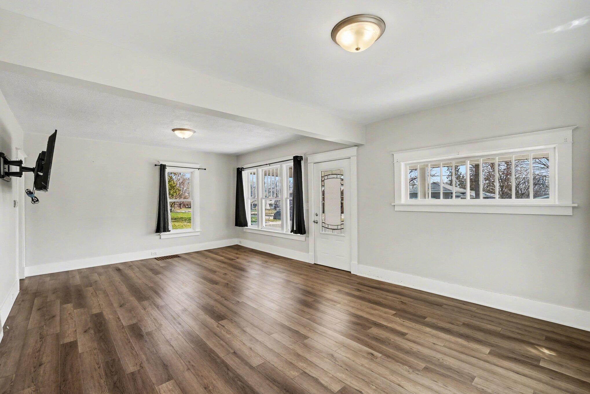 909 S Franklin Street