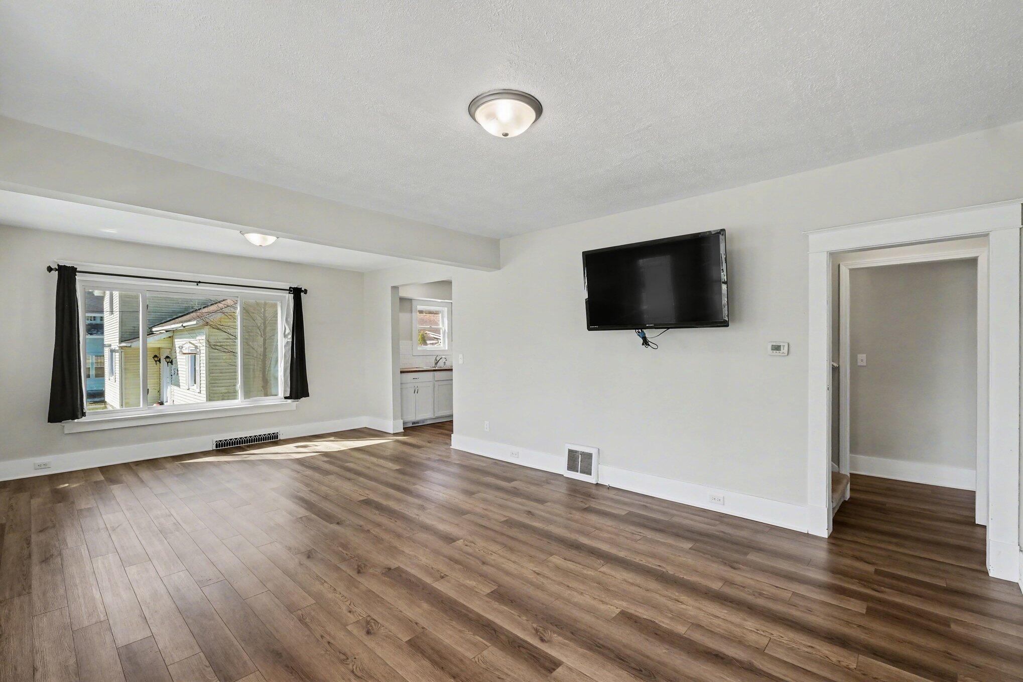 909 S Franklin Street