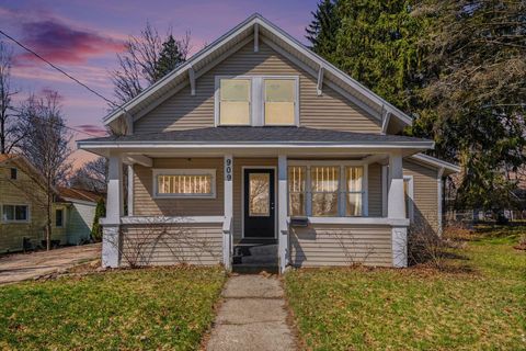 909 S Franklin Street Greenville City MI 48838
