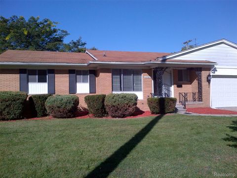 28601 Little Mack Avenue St Clair Shores City MI 48081
