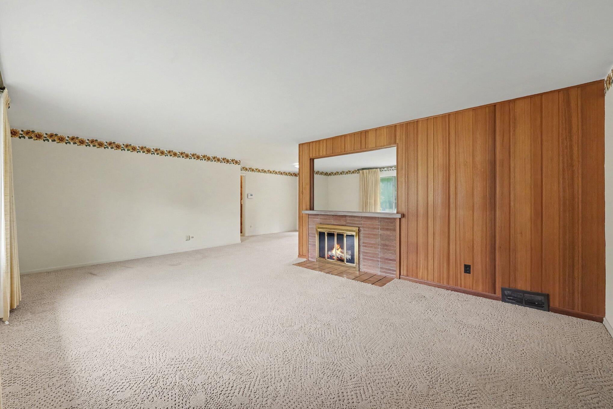 908 Halstead Boulevard