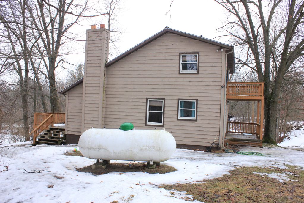 listing image 42