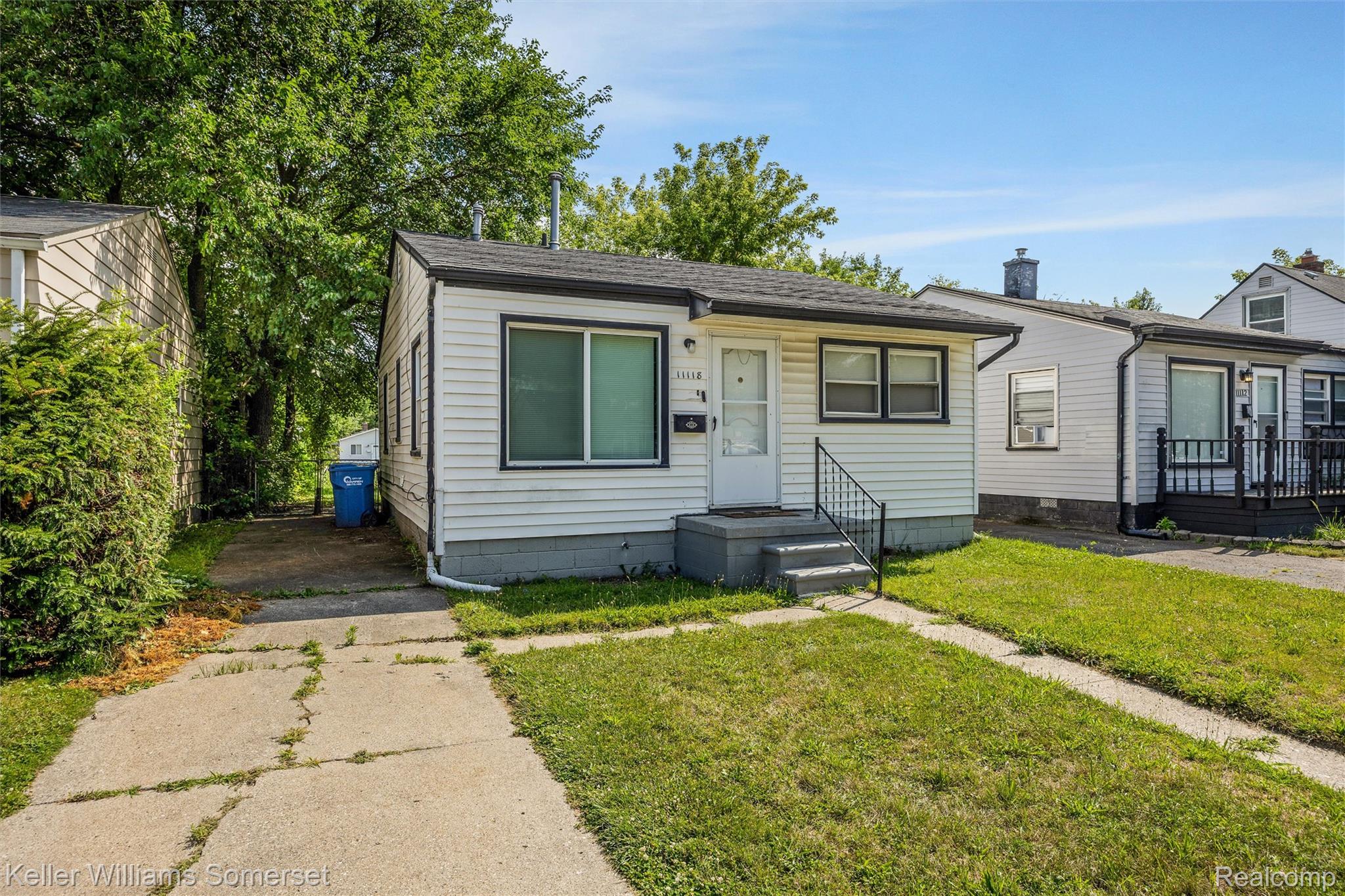 11118 Jewett Avenue