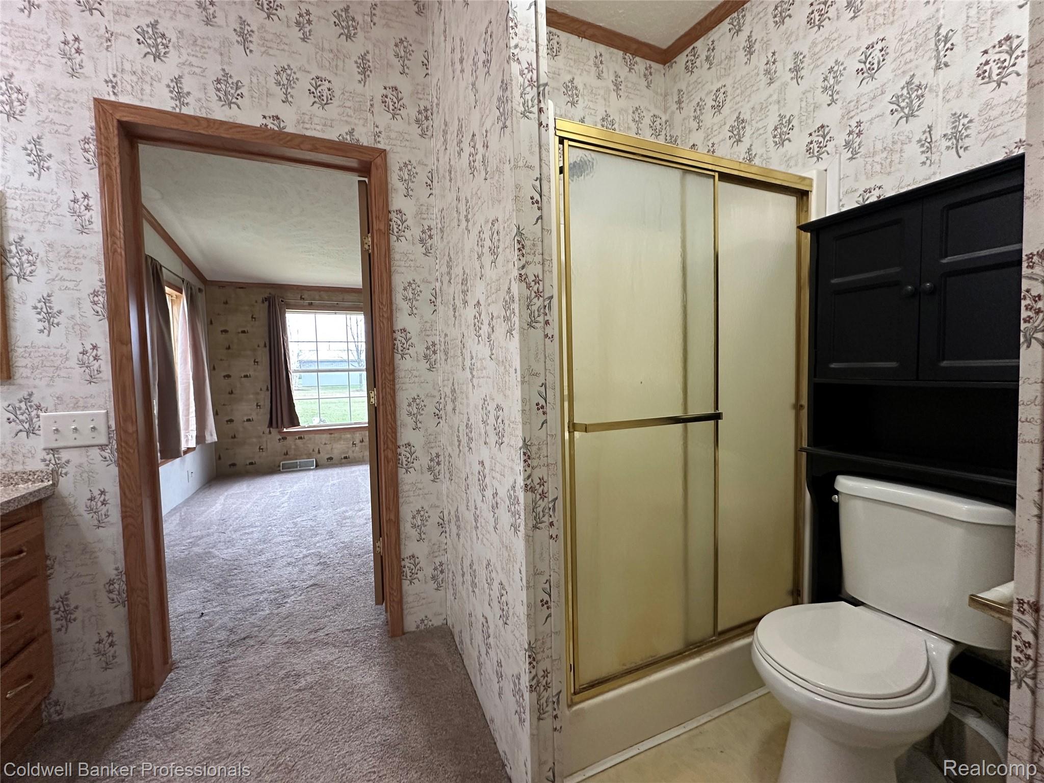 1725 BURNSIDE Road