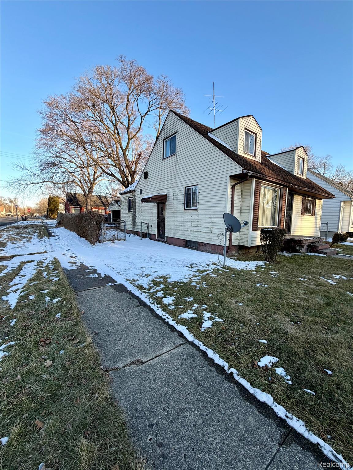 5518 Winthrop Boulevard