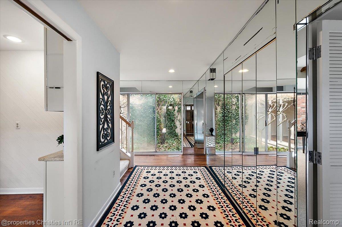 971 Stratford Lane 22