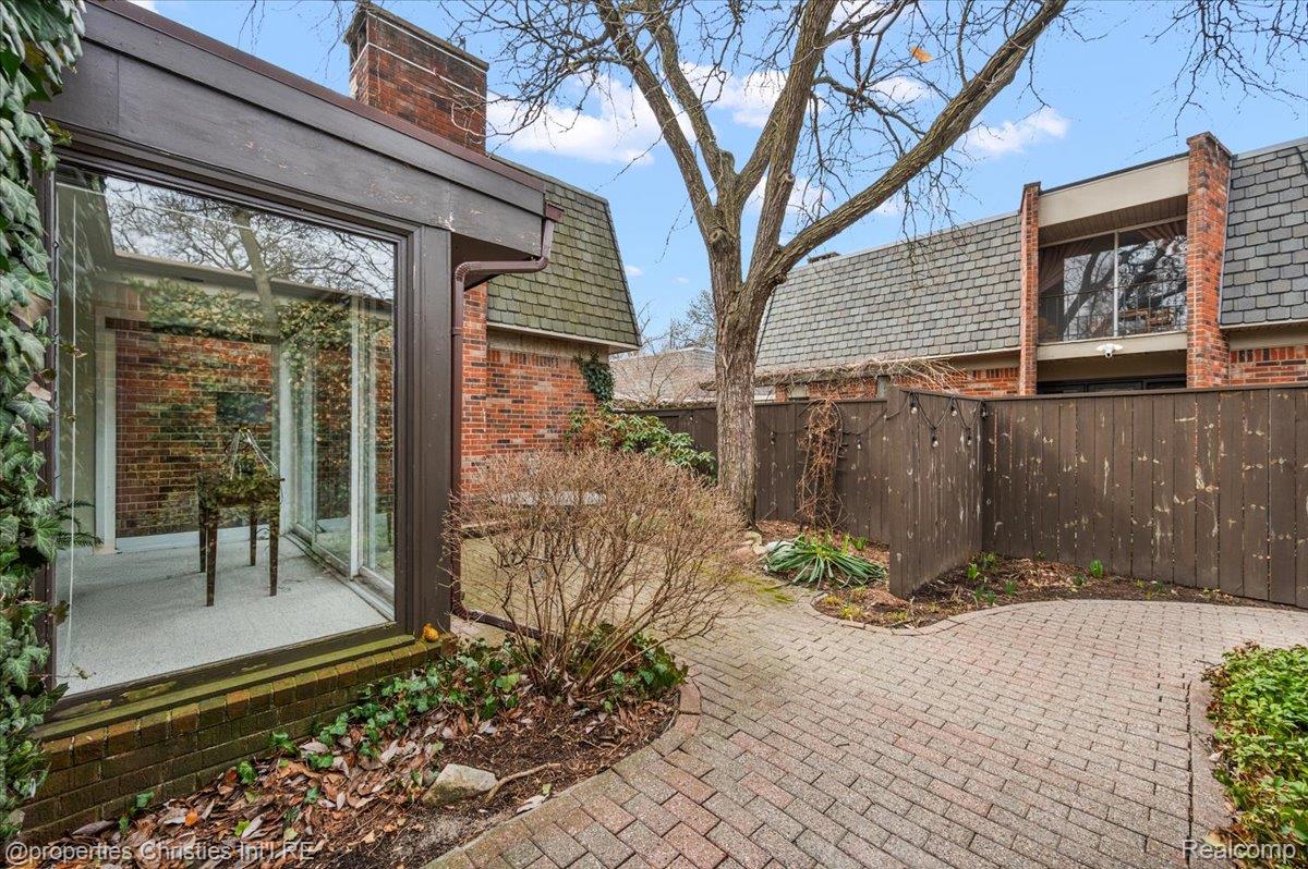 971 Stratford Lane 22