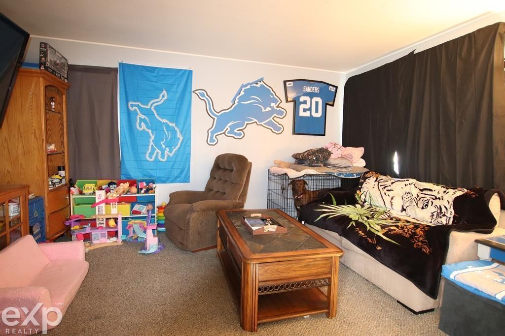 19200 Illinois Street