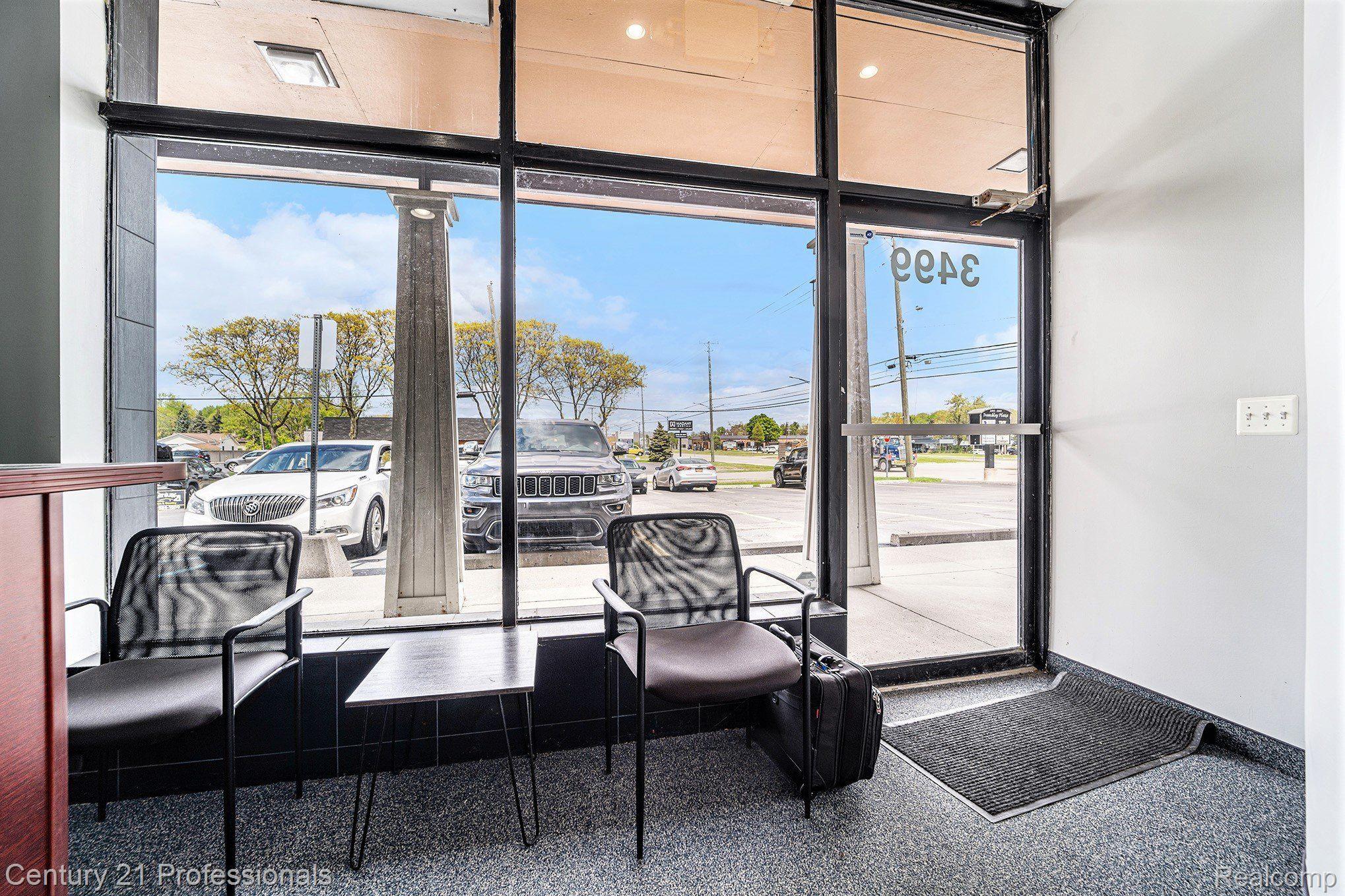 3495 ROCHESTER Road 3499