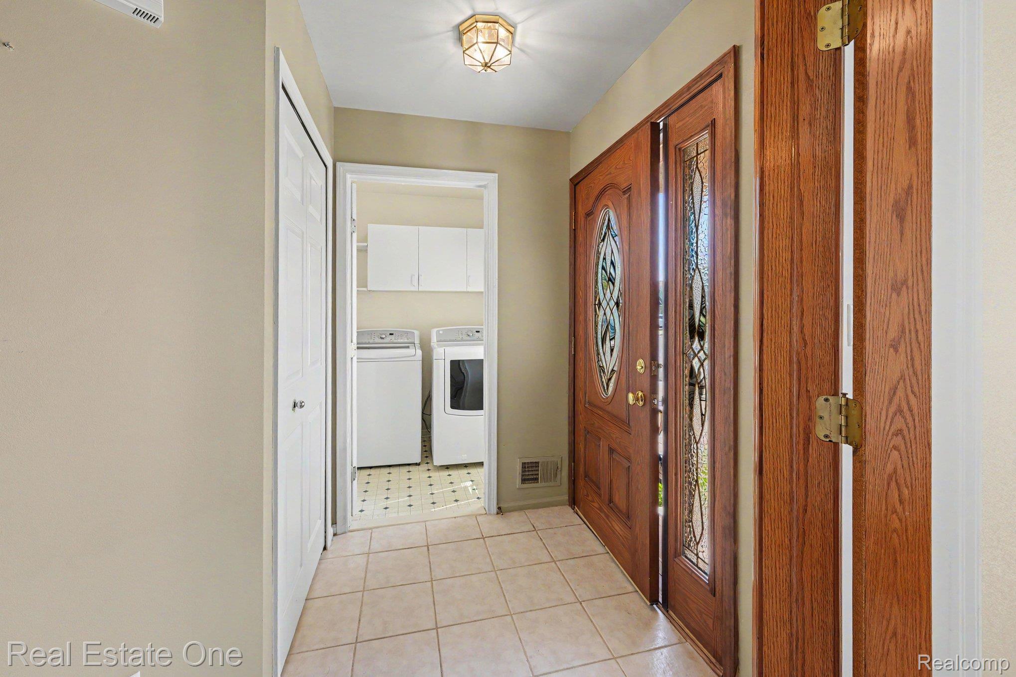 13941 Perry Place Court