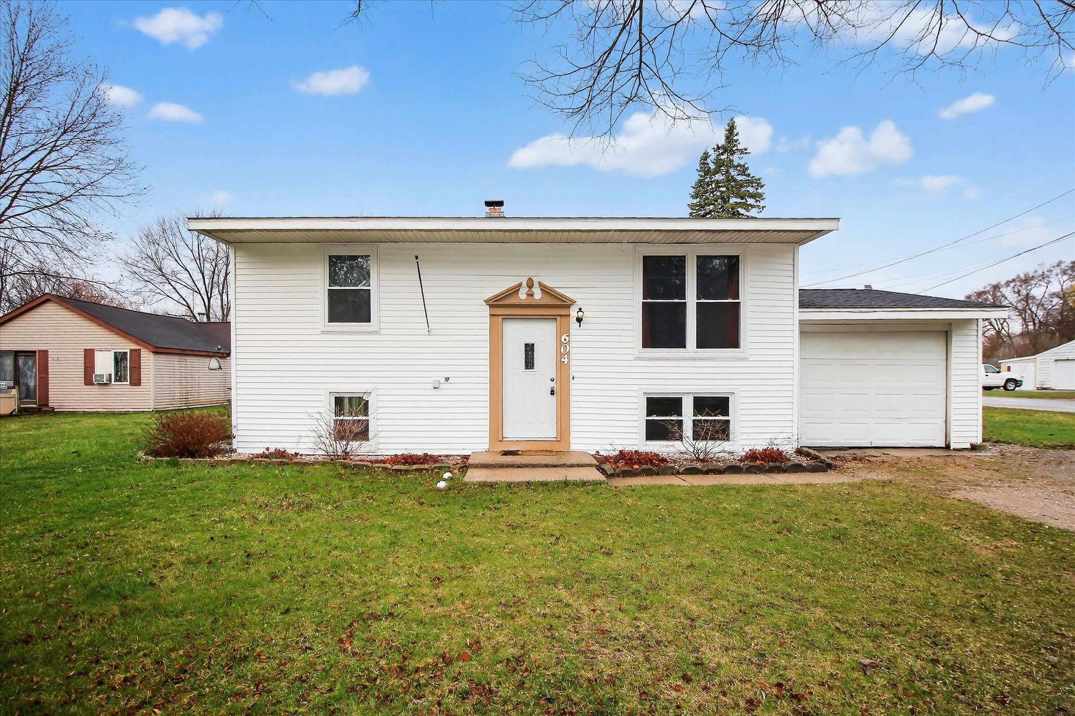 604 S Rockingham Avenue