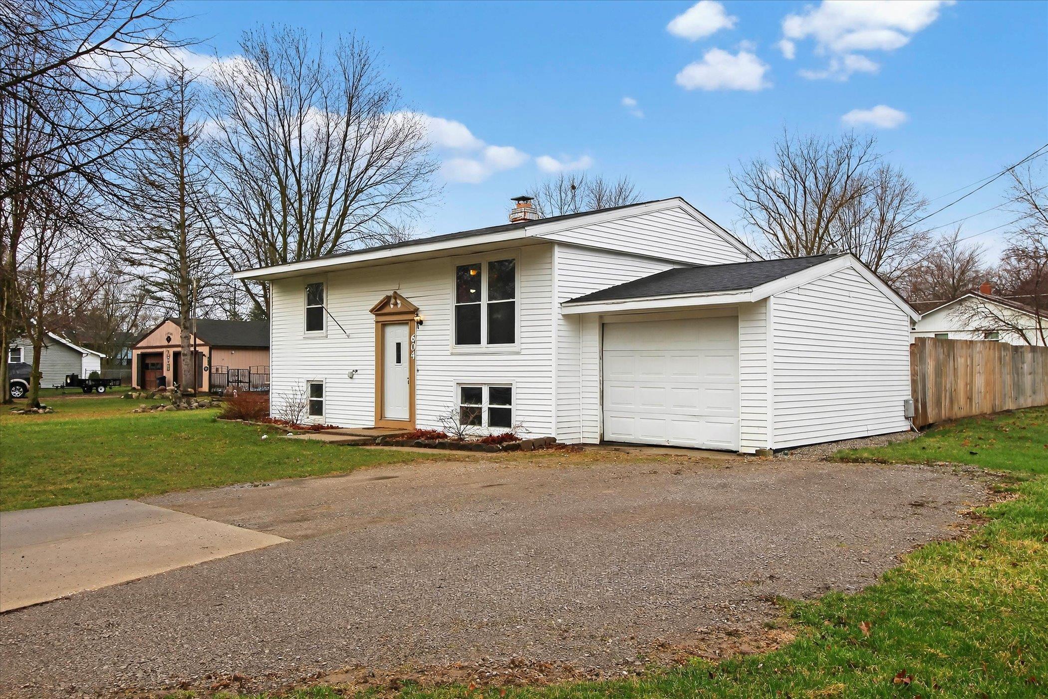 604 S Rockingham Avenue