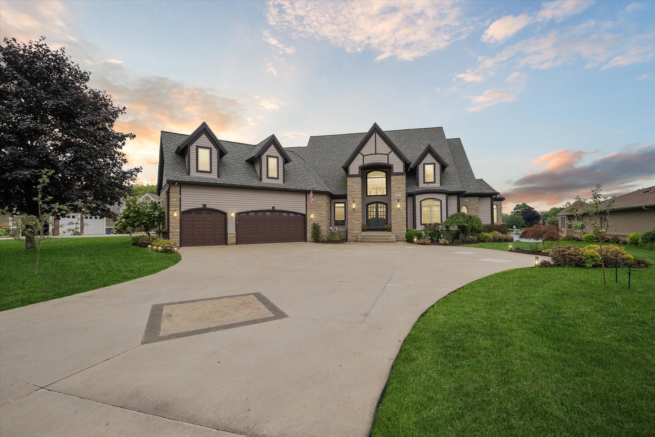 4349 Island View Drive
