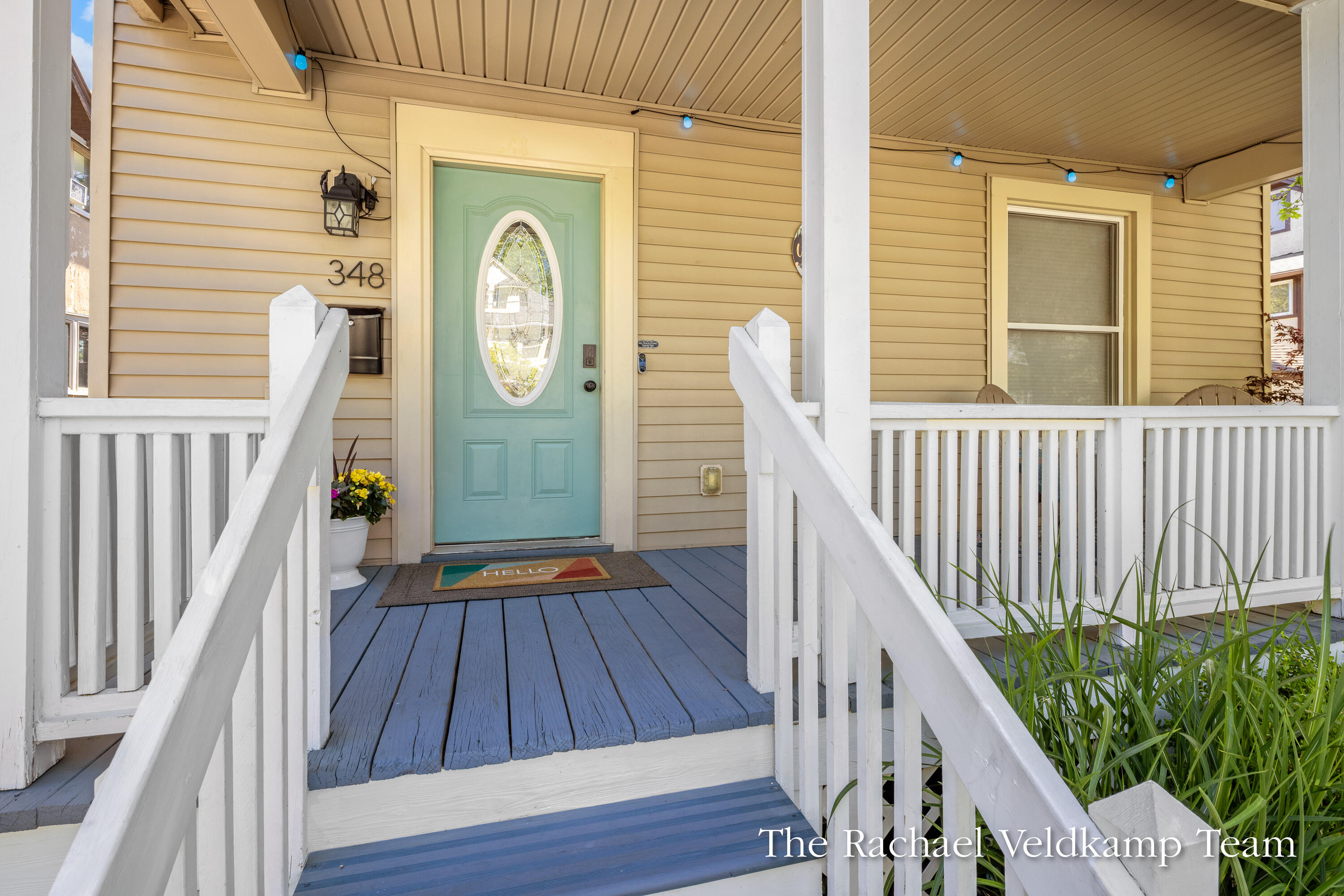 348 Gladstone Drive SE
