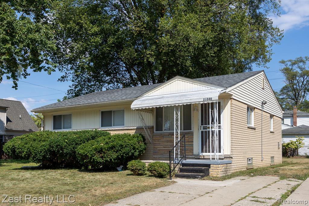 21040 Woodside Avenue