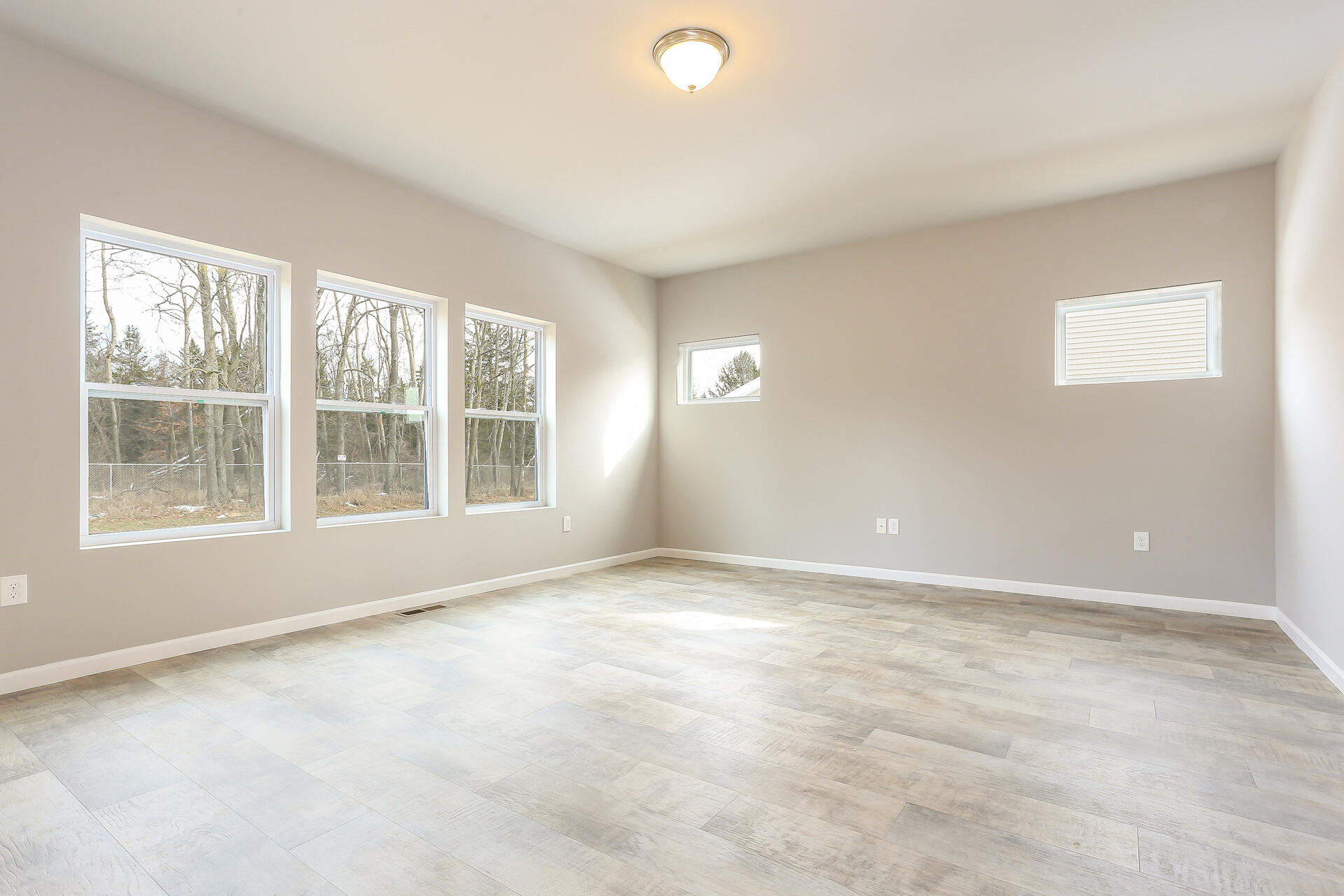 3233 Railtown Road