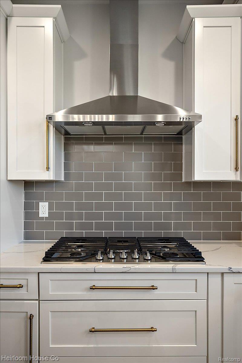 23956 Seminole Court