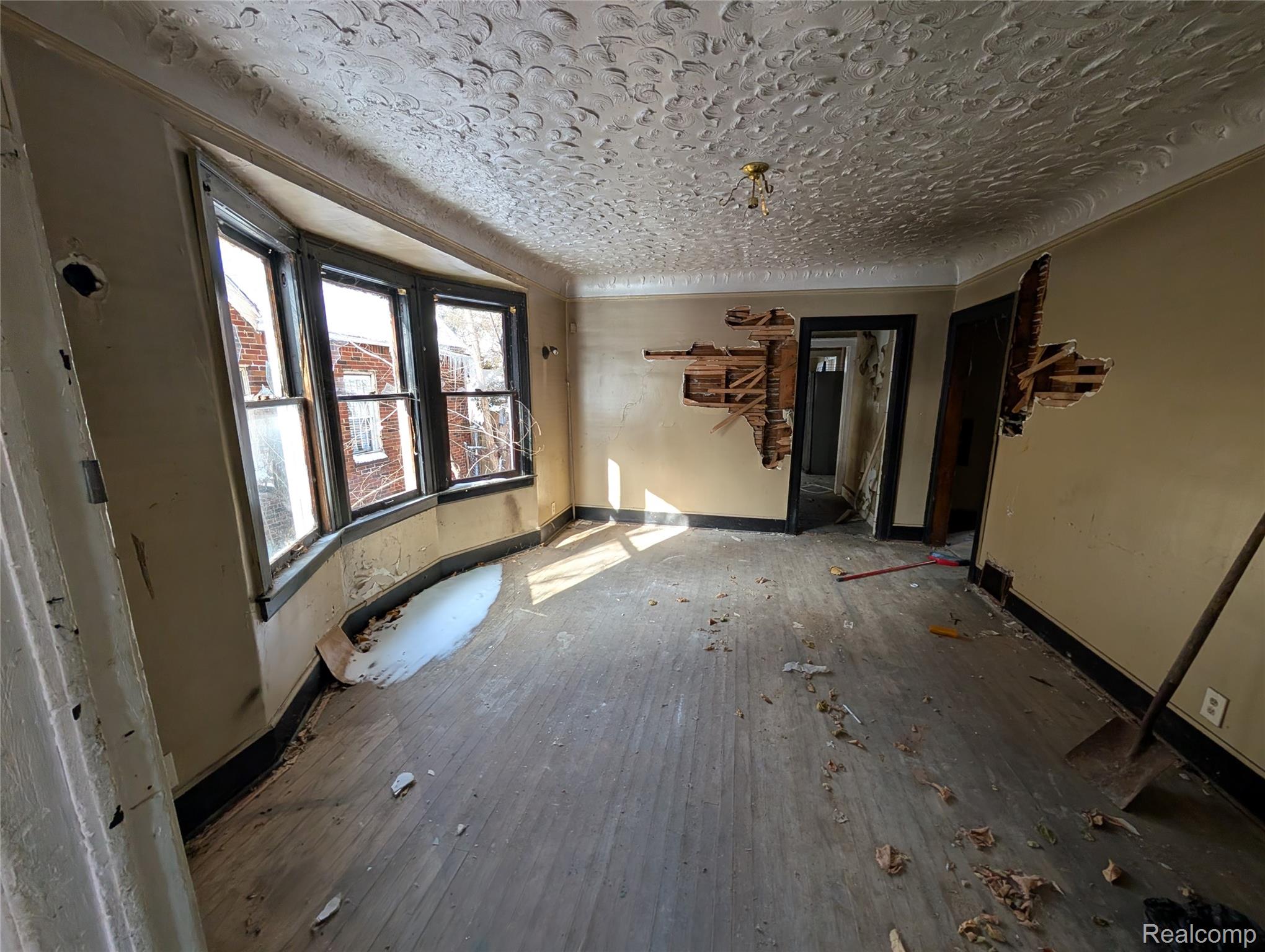 12293 Kilbourne Street