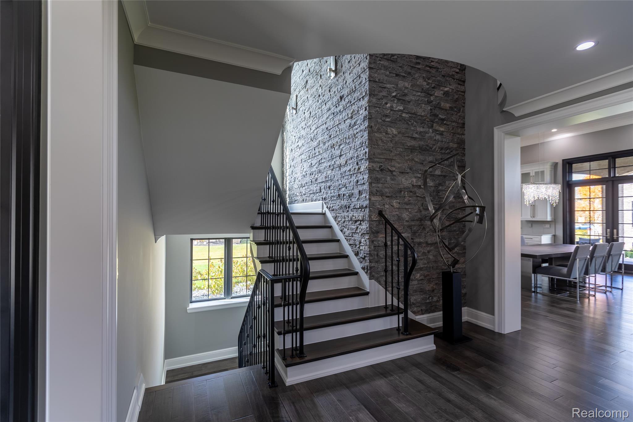 5799 Blandford Court