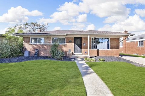 Photo of 29119 Orvylle Drive, Warren City, MI 48092 (MLS # 58050190644)