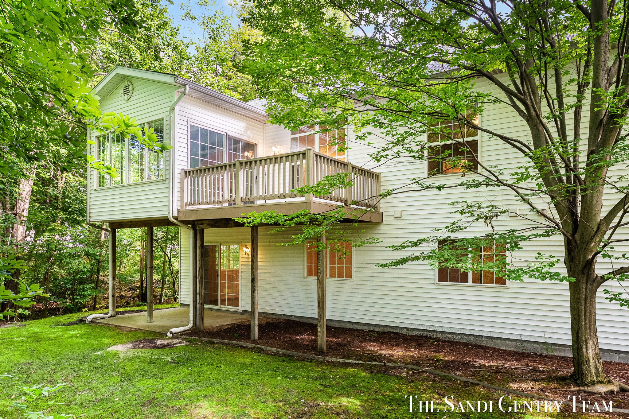 14892 Equestrian Lane