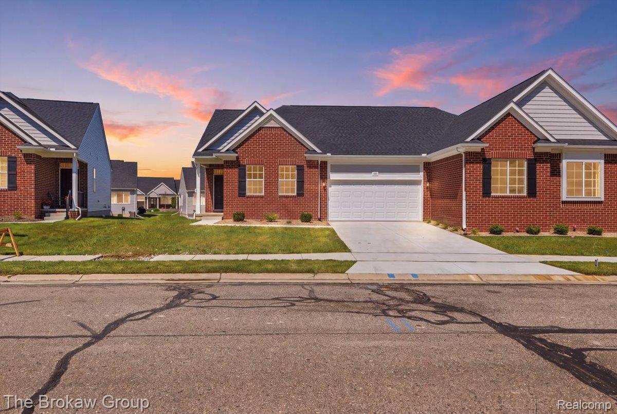 1433 Lincoln Street 40