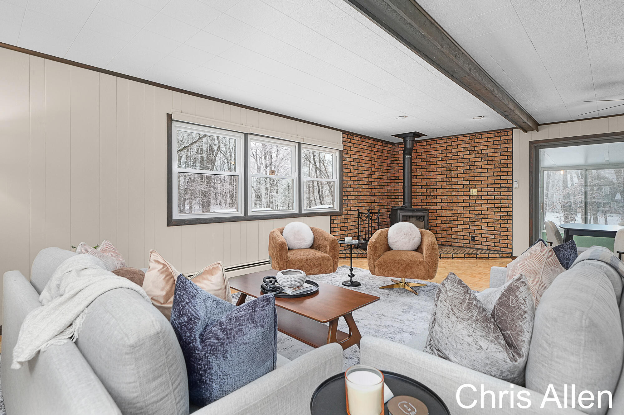 9047 Algoma Avenue NE