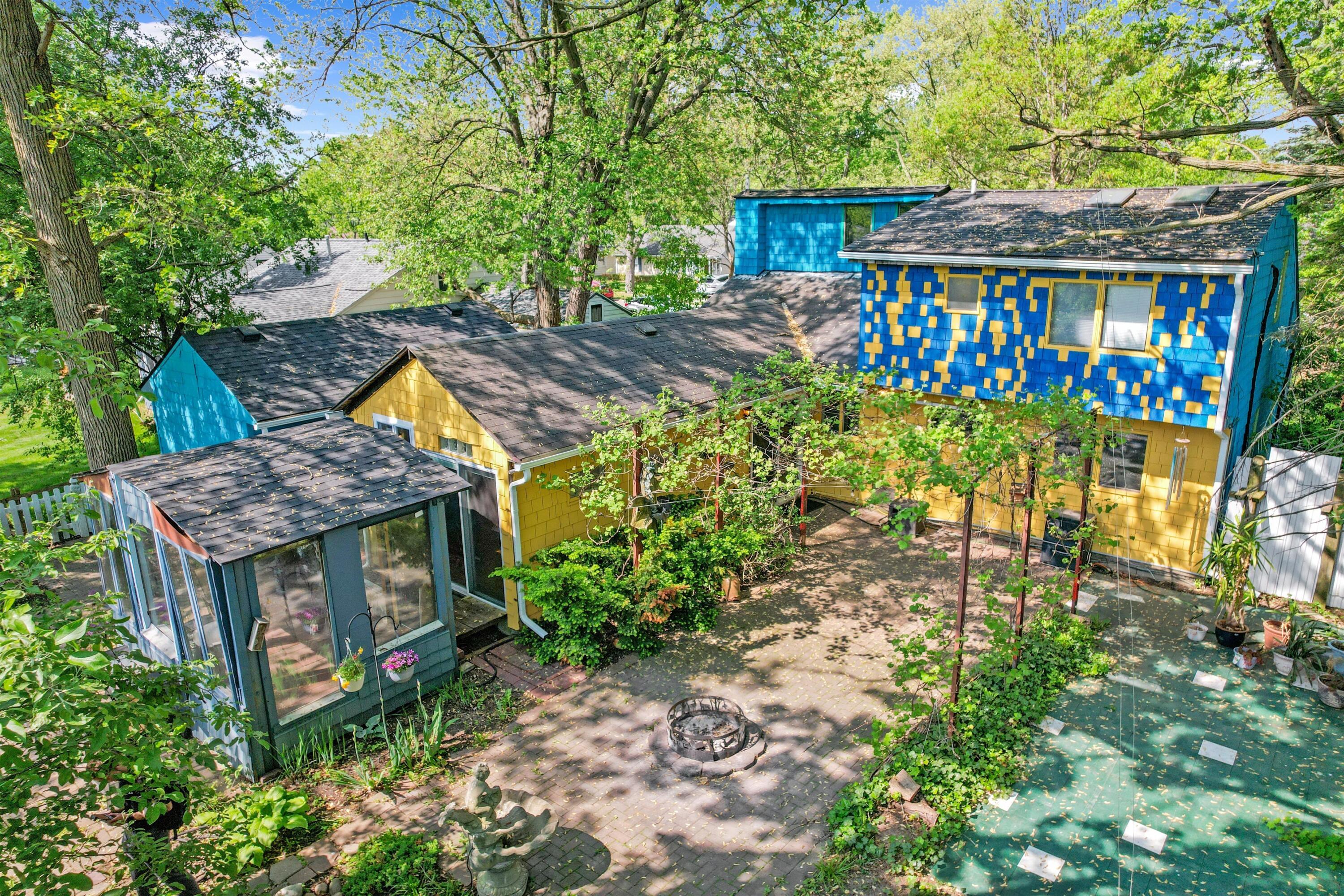 2371 Yost Boulevard