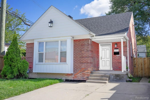 16932 WARD ST, DETROIT, MI 48235 - Image e99d188a8041f49caa38d7d3262c2fee/3544345350