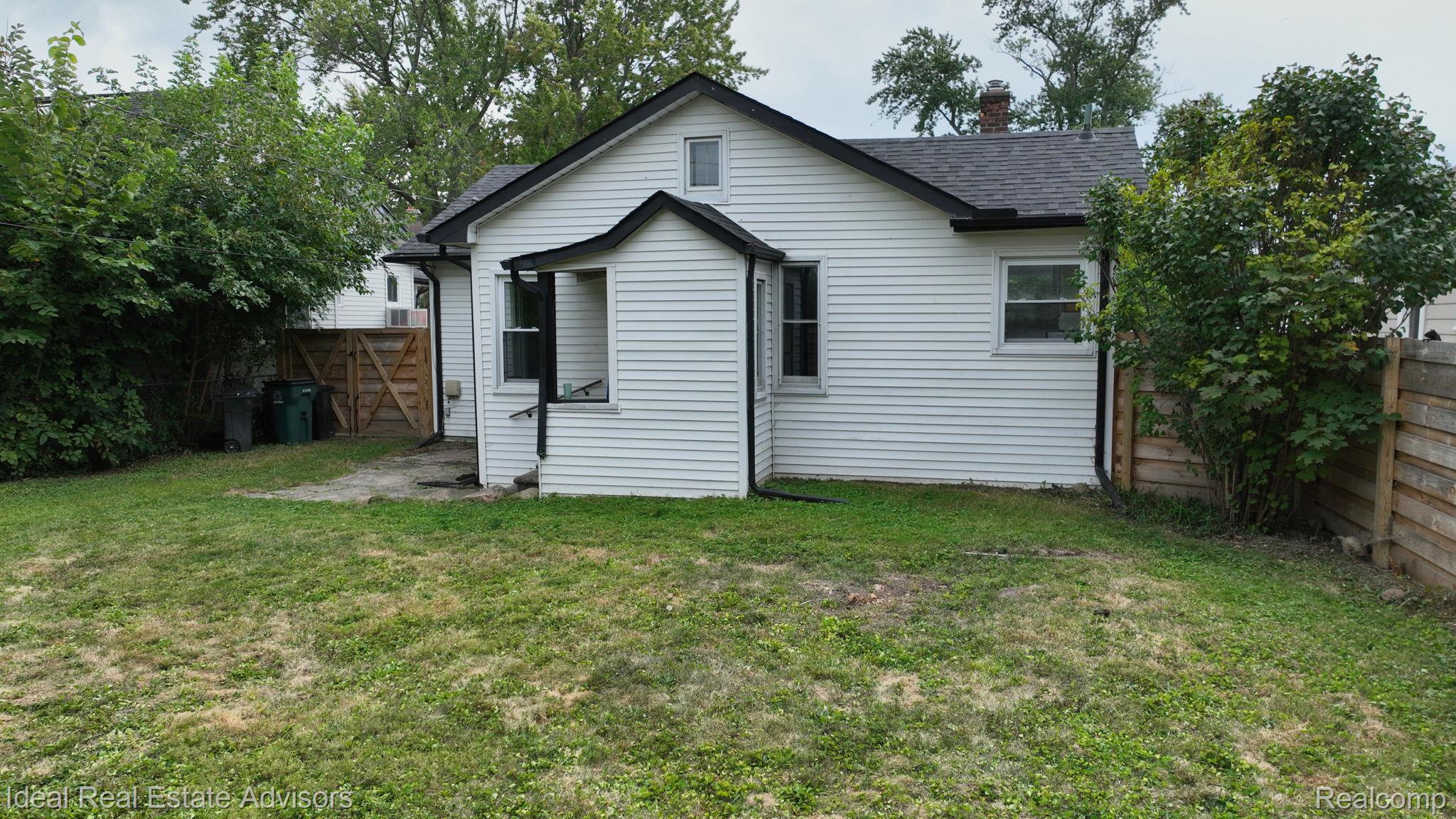 535 E Saratoga Street
