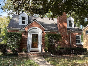 3555 Kipling Avenue Berkley City MI 48072