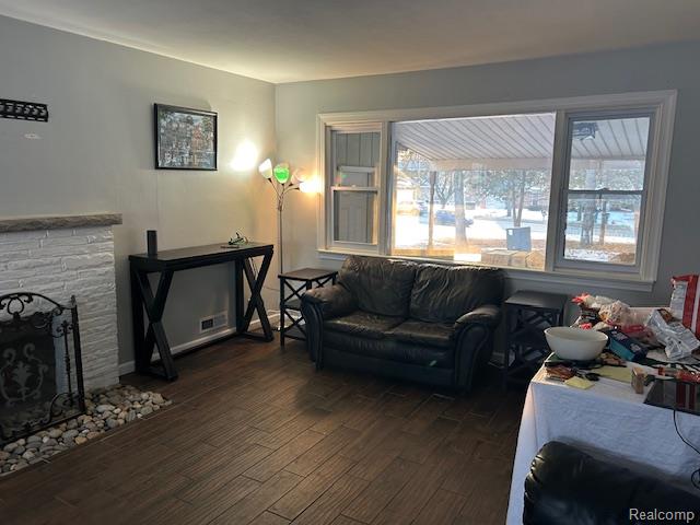 5900 N Hagadorn Road