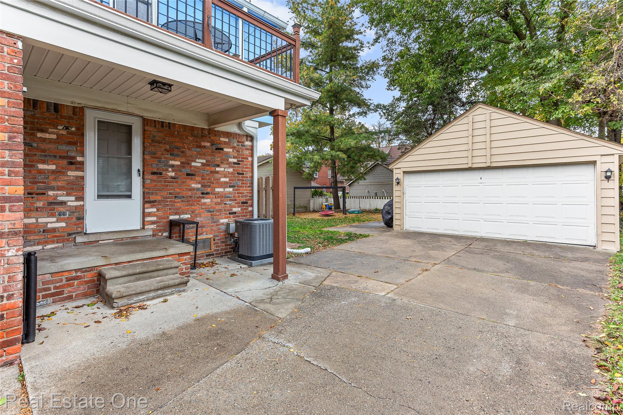 23655 Rockford Street