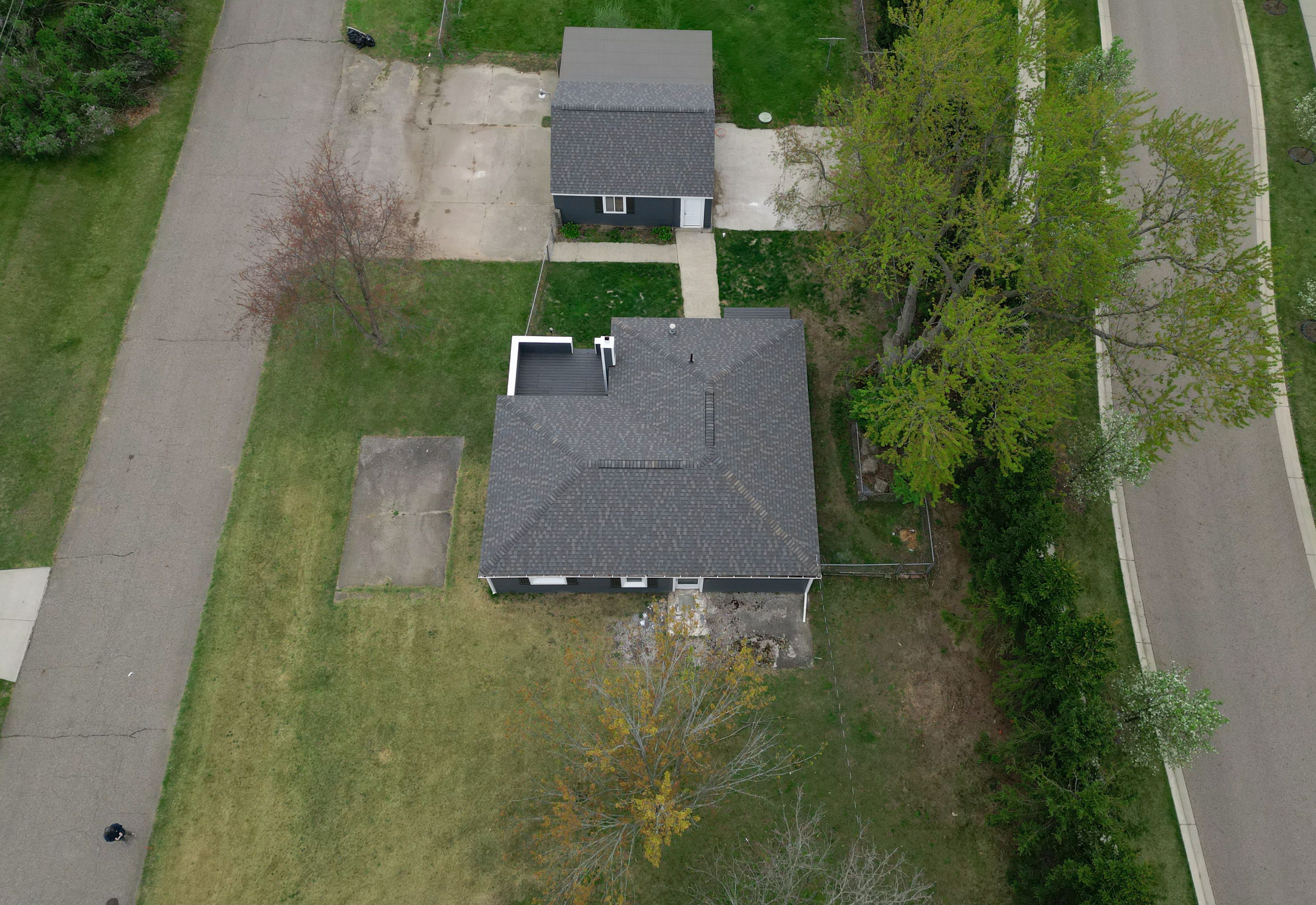 786 GLENGARY Road