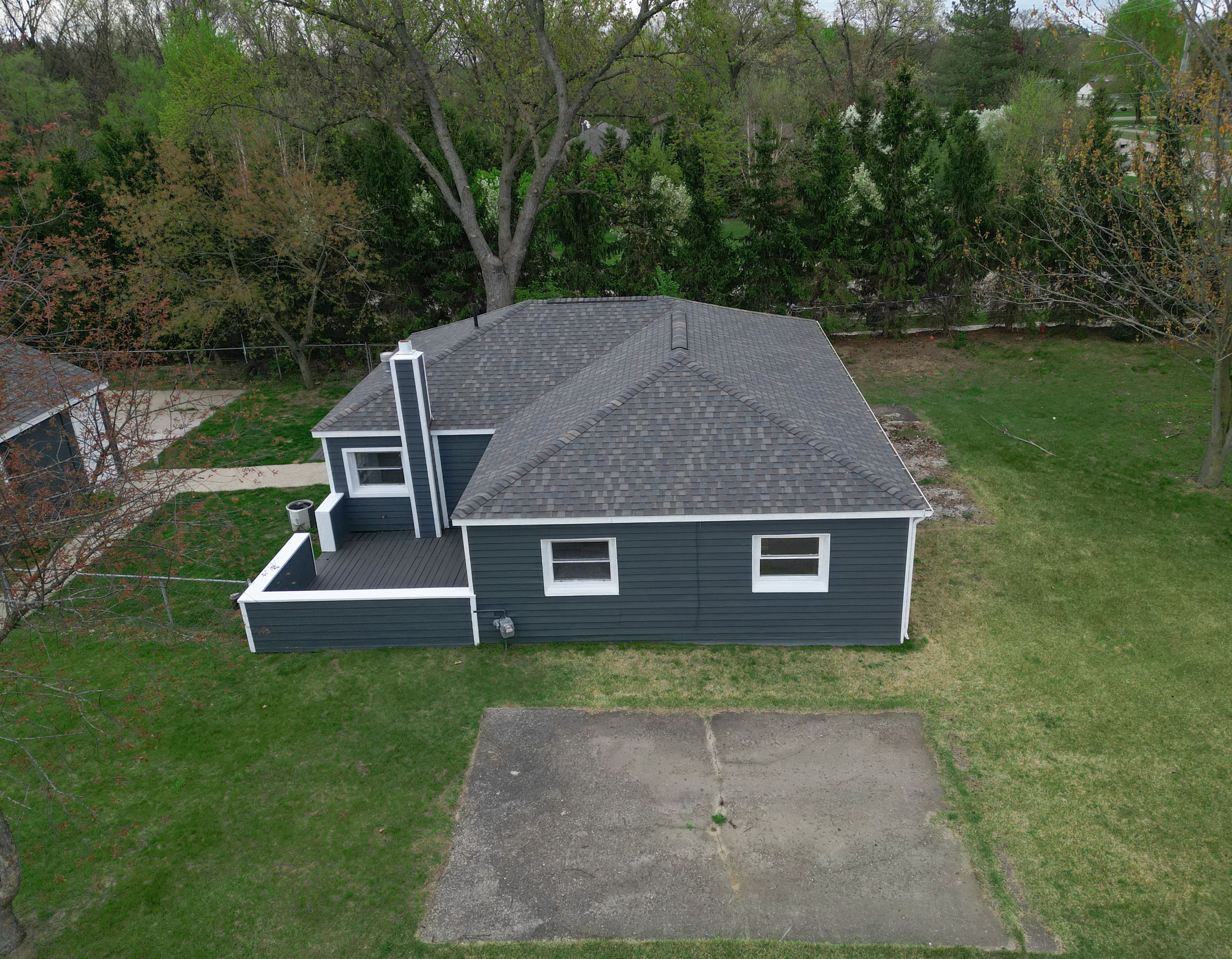 786 GLENGARY Road