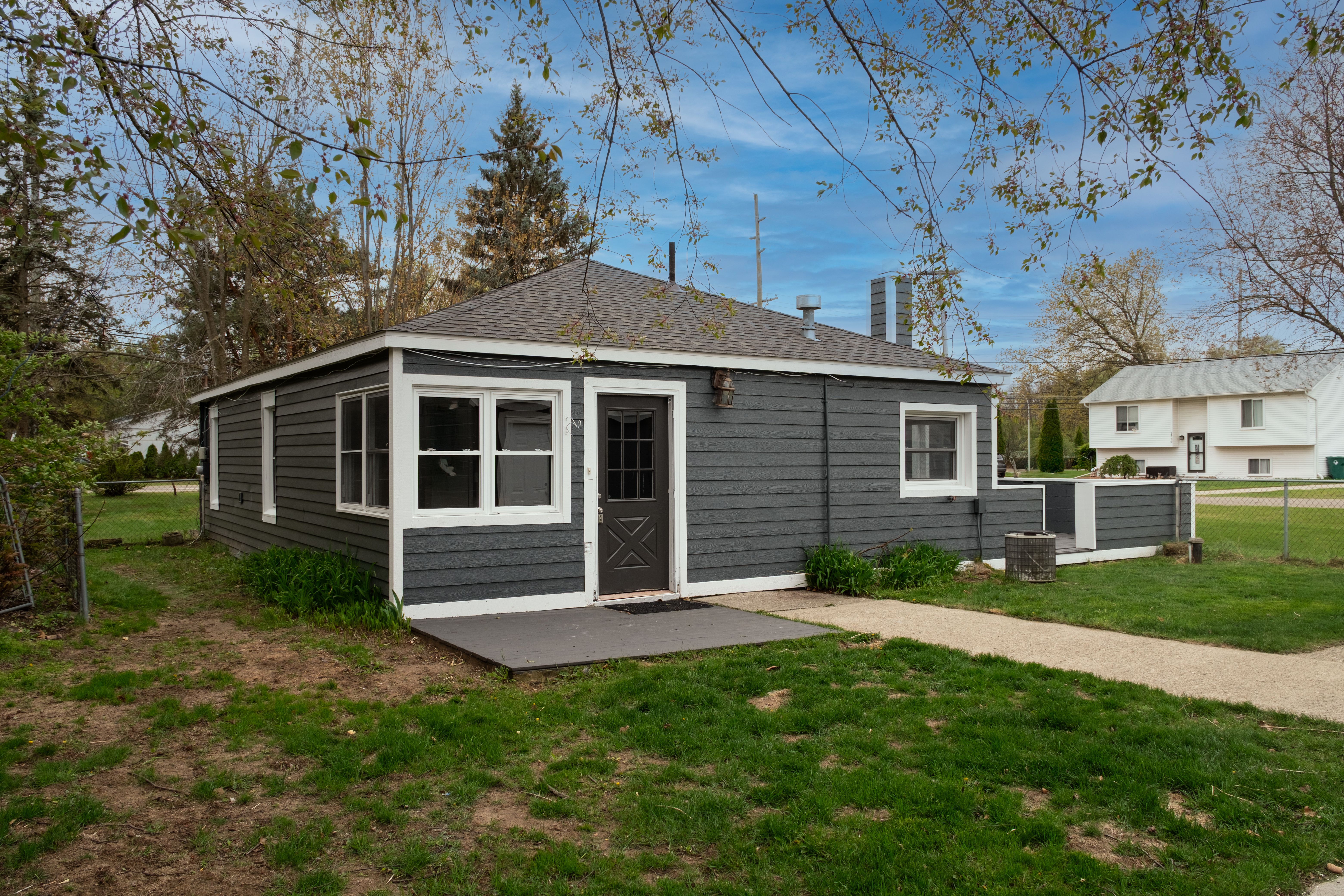 786 GLENGARY Road