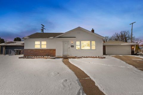 9 Christine Court Dearborn City MI 48124