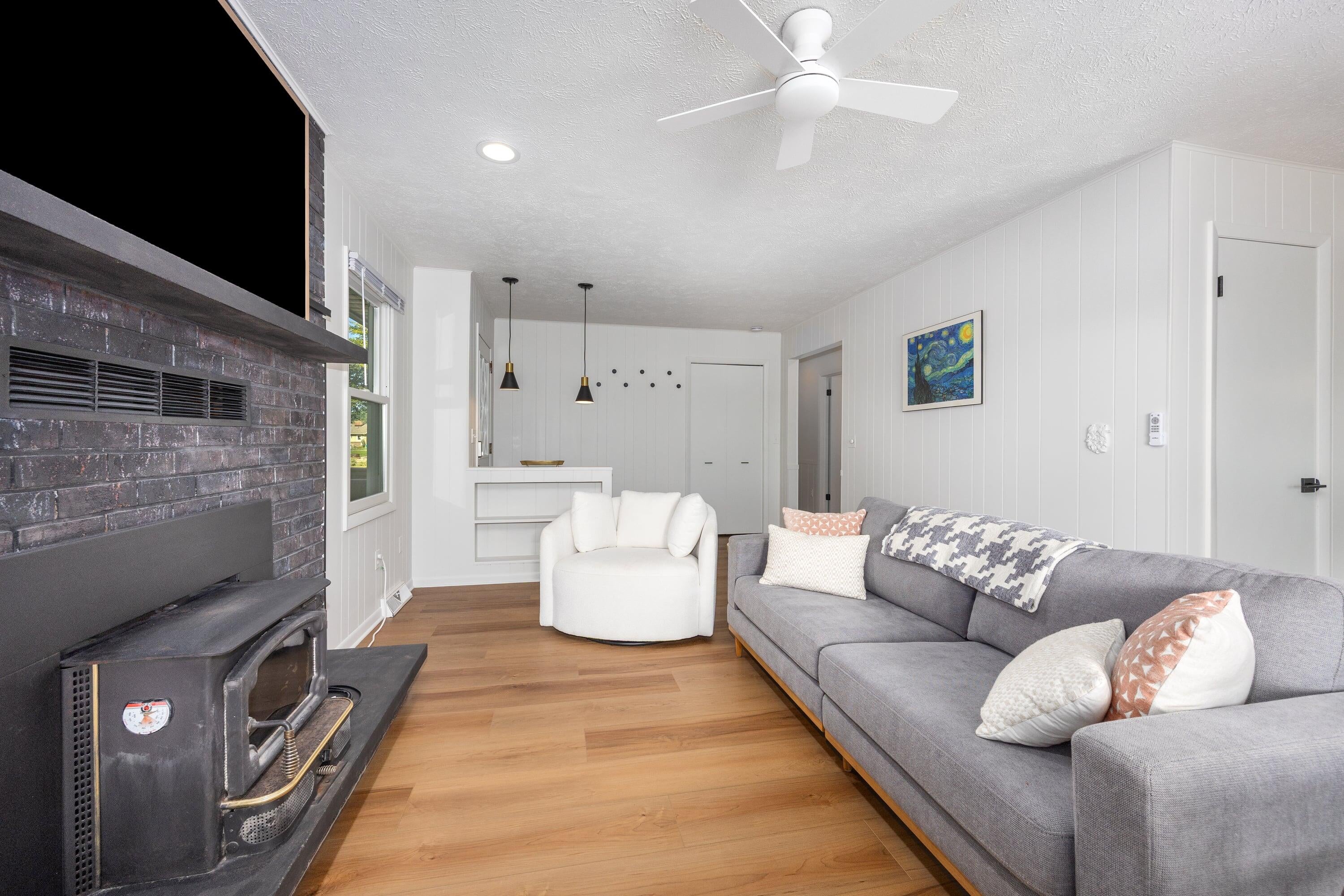 5540 Cozy Point Drive