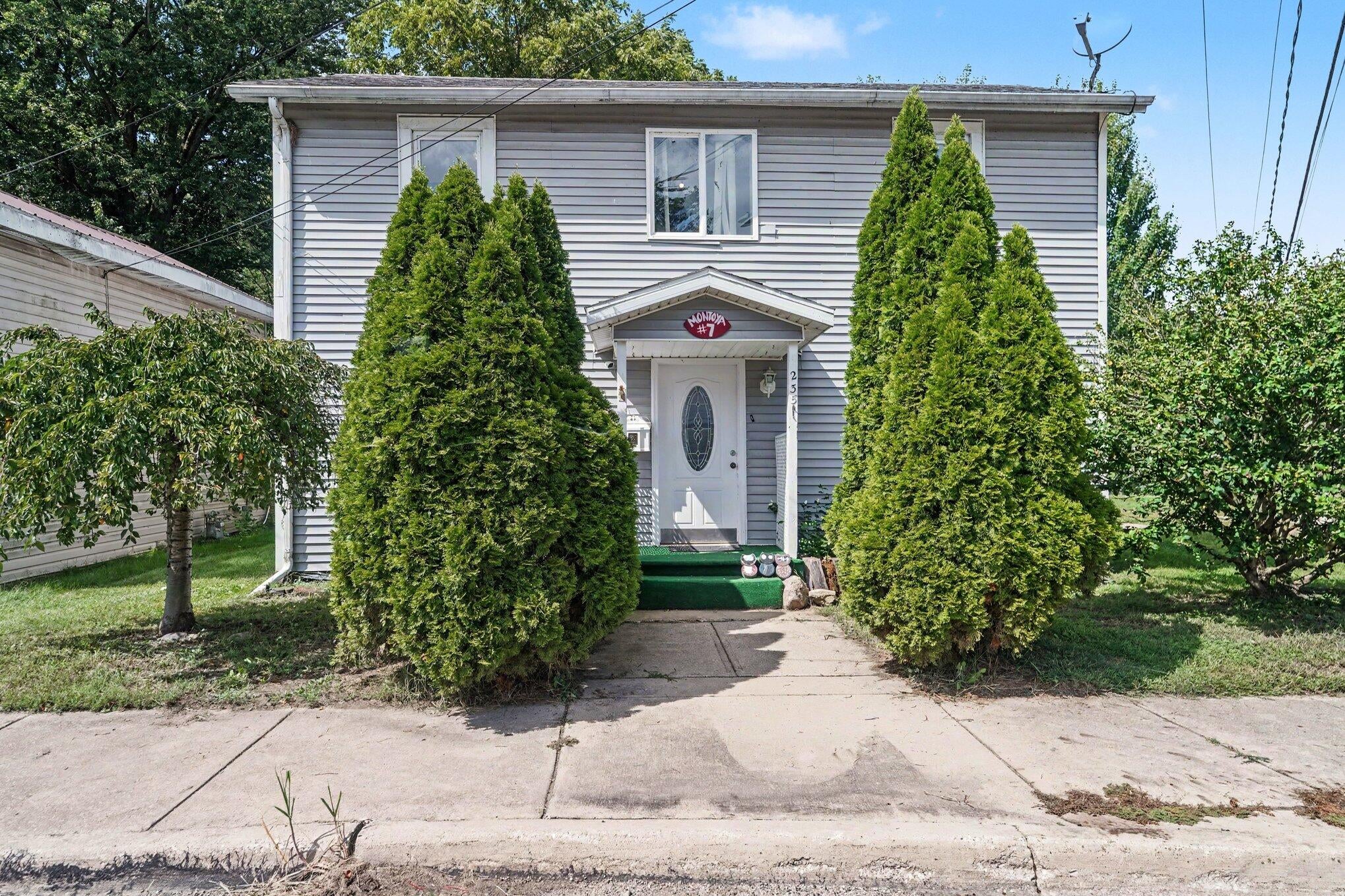 235 W 2nd Street