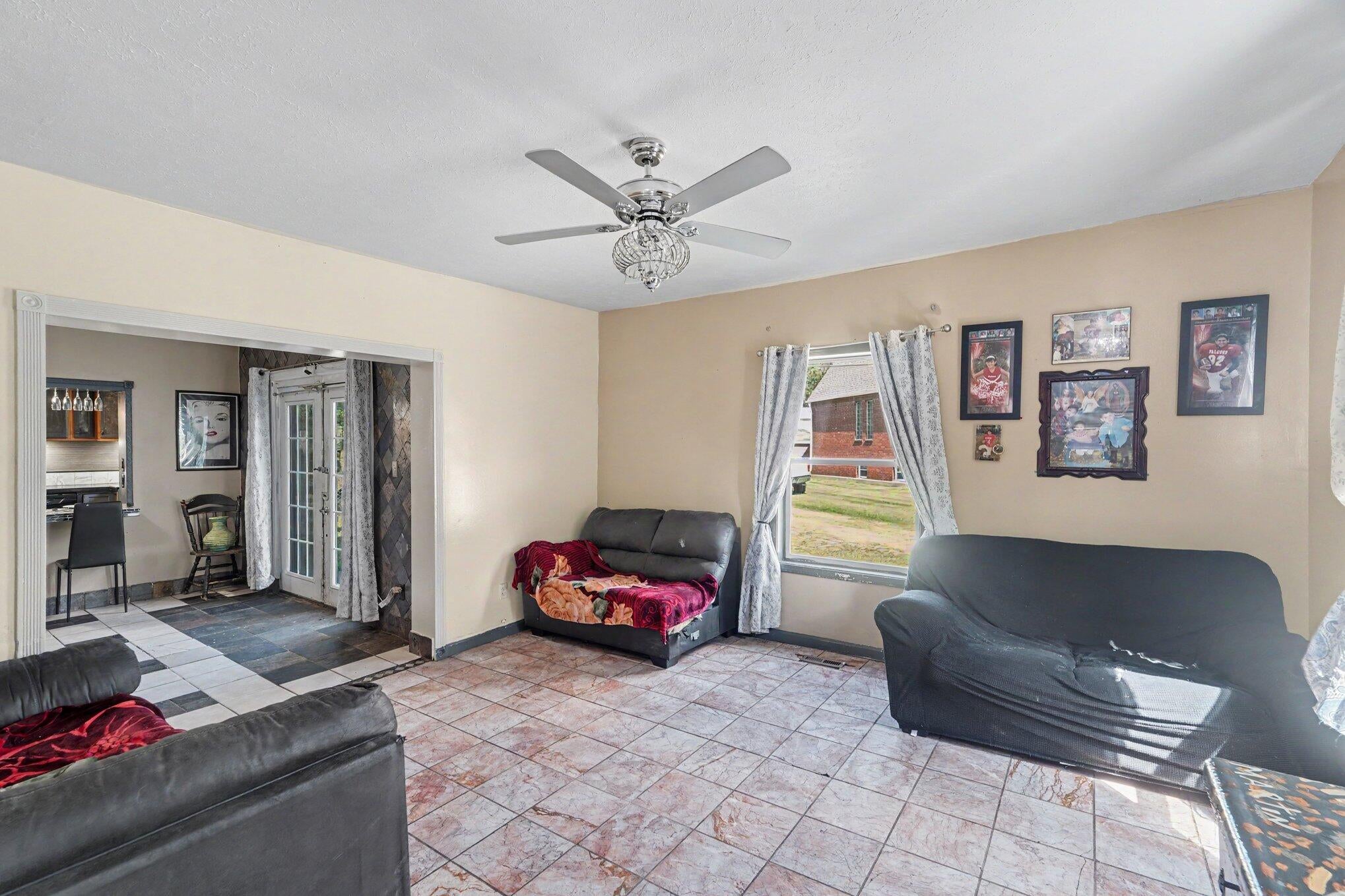 235 W 2nd Street