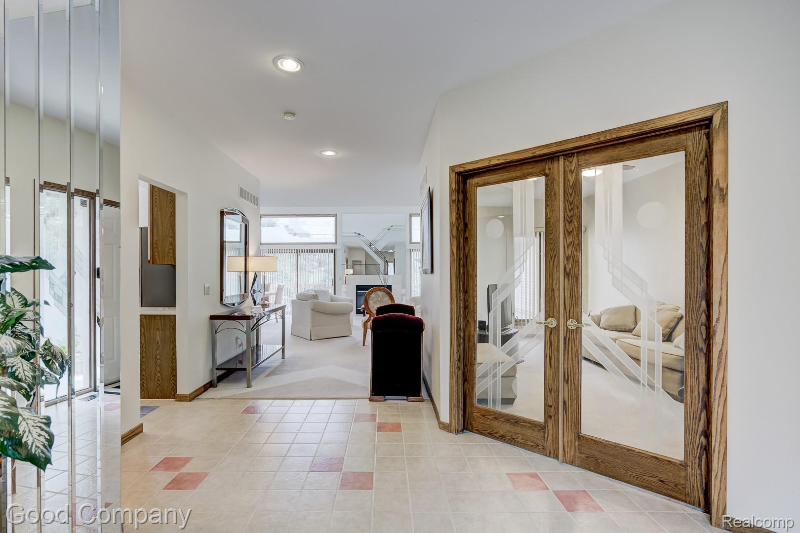 35565 Cross Creek N 2