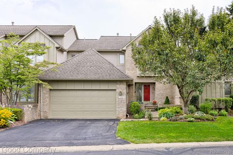 35565 Cross Creek N 2 Farmington Hills City MI 48331